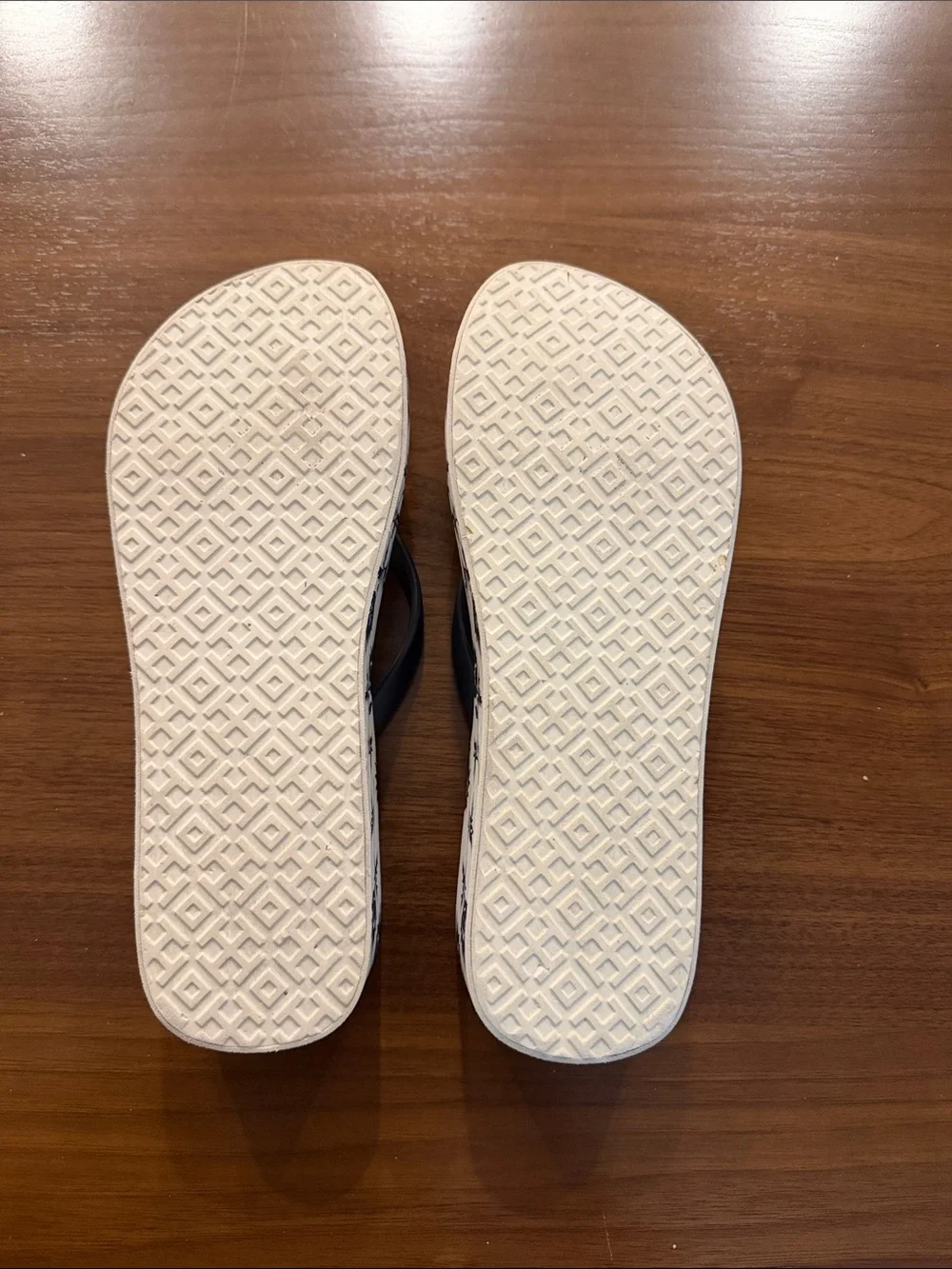 Tory Burch Black-Trim Floral Print Flip Flop Sandals